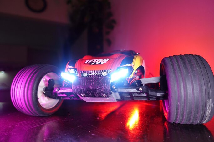 Traxxas Rustler 4x4 VXL RC Stadium Truck Electric Brushless 4WD 1/10 Traxxas Rustler 4x4 VXL RC Stadium Truck Electric Brushless 4WD 1/10