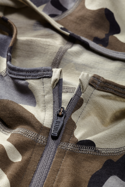KUIU - ULTRA Merino 145 Zip-T Hunting Hoodie | Vias - Military u0026 First  Responder Discounts | GovX