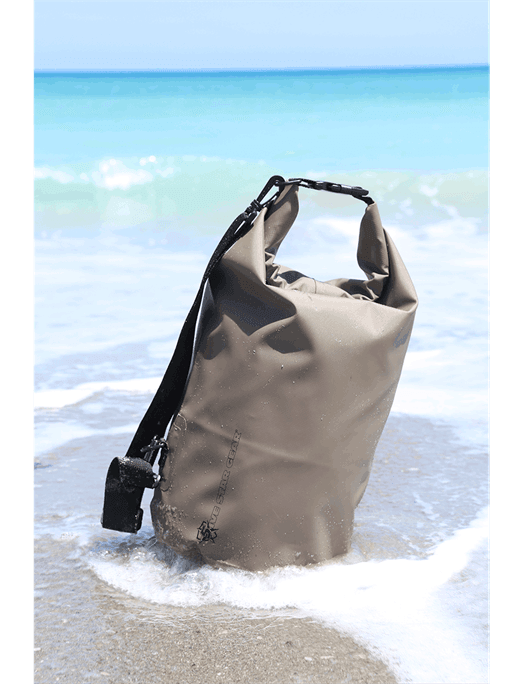 River's edge 40l waterproof clearance backpack