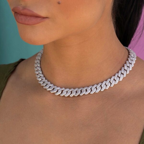 The GLD Shop Diamond Prong Link Necklace in White Gold 12mm