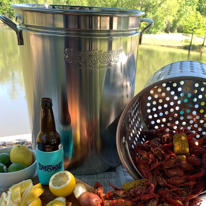 Bayou Classic 44-Quart Stainless Steel Stock Pot and Basket in the Cooking  Pots department at