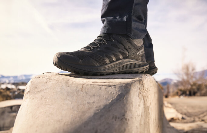 Merrell - Unisex Nova 3 Tactical Mid WP Boots - Military & Gov't