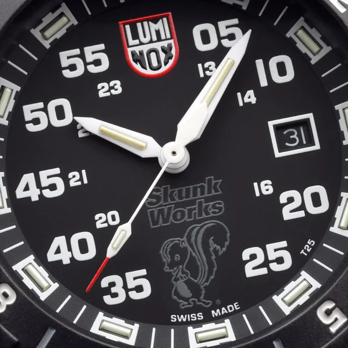 Luminox BUZZ RICKSON'S Skunk Works SV2 F117 Nighthawk