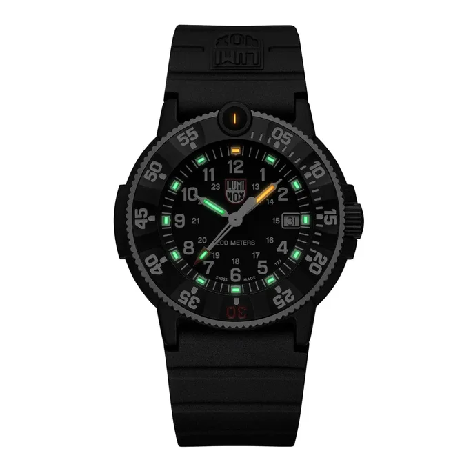 Luminox - Men's 43mm Navy SEAL Original 3001 Heritage Dive Watch